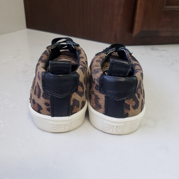 Freshly Picked leopard suede lace-up sneaker - Picture 6 of 8